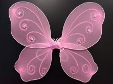 Криле на пеперуда розови